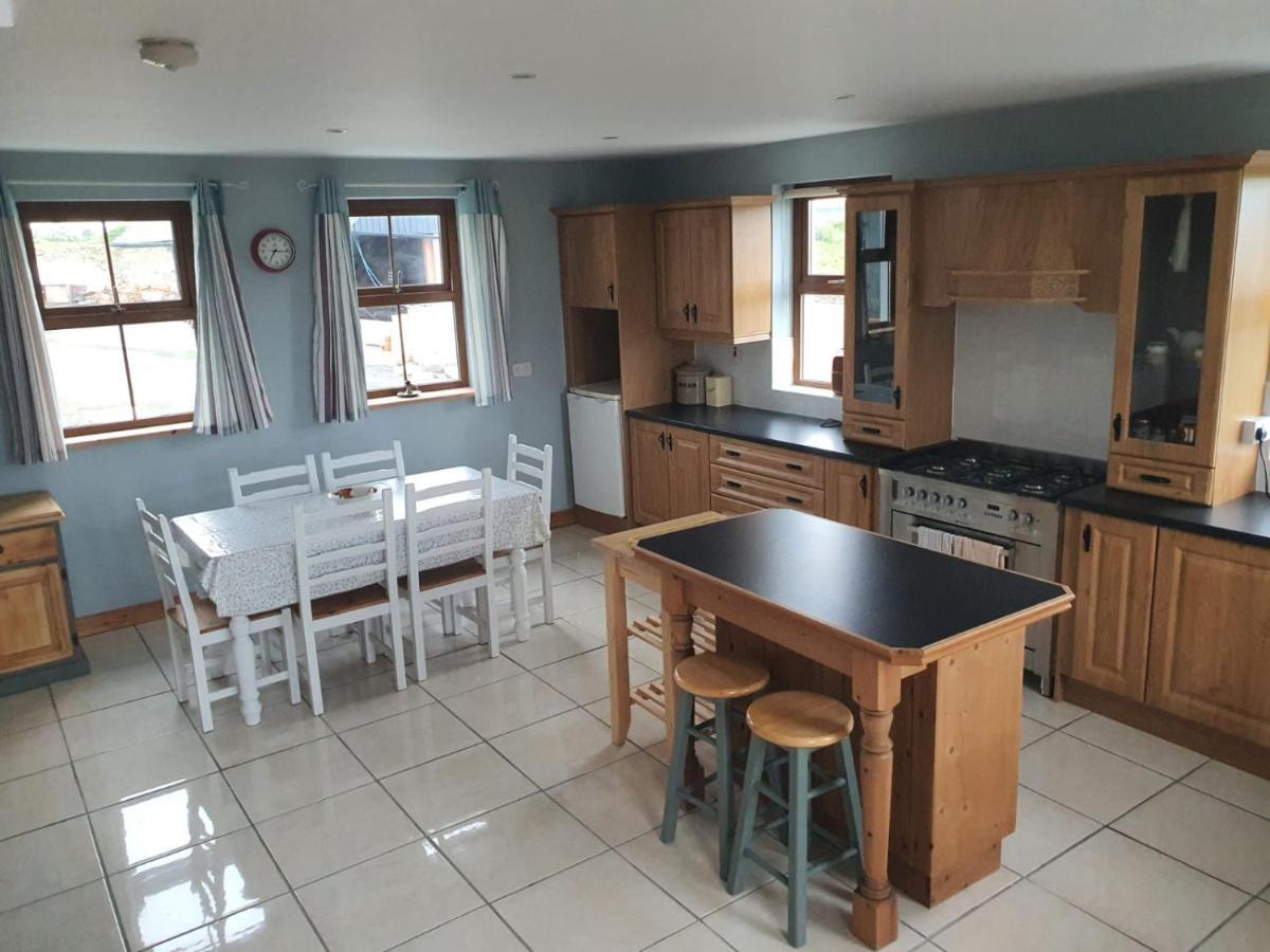 Murphys Irish Farmhouse Tralee Exteriör bild